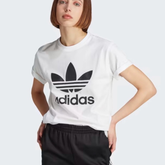 NEW Adidas logo white tshirt - Picture 2 of 5